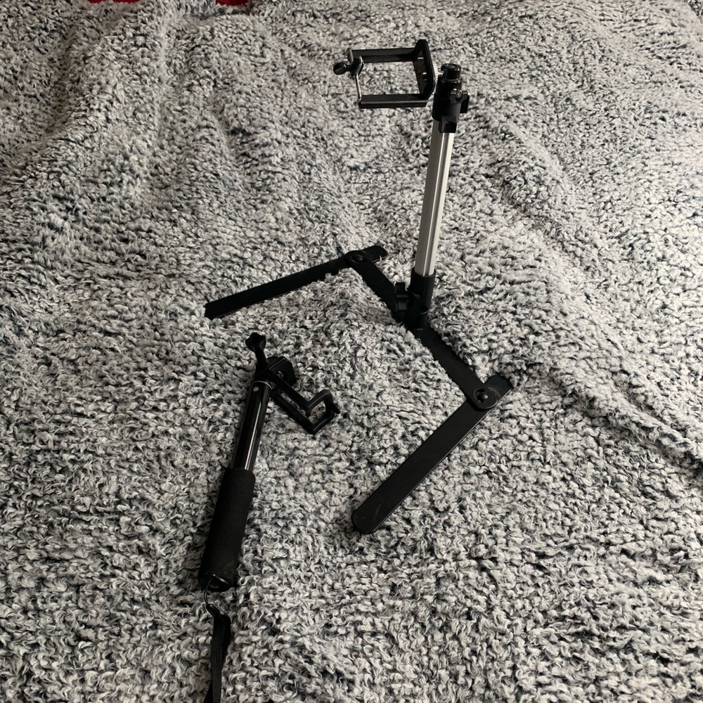 IPHONE STANDS AND SELFIE STICK
